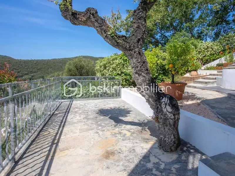 Maison, 260 m²