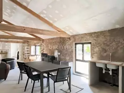 Maison, 165 m²