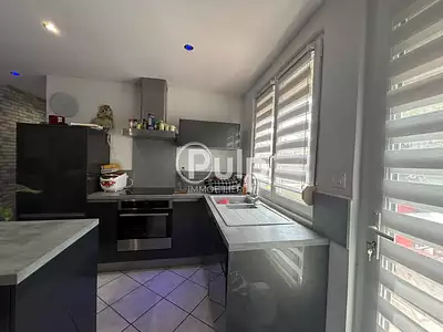 Maison, 98 m²