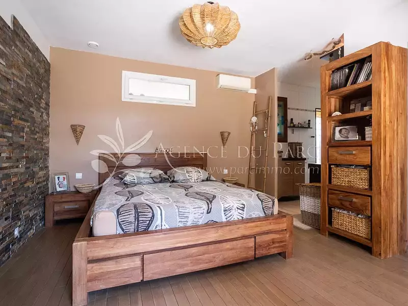 Maison, 168 m²