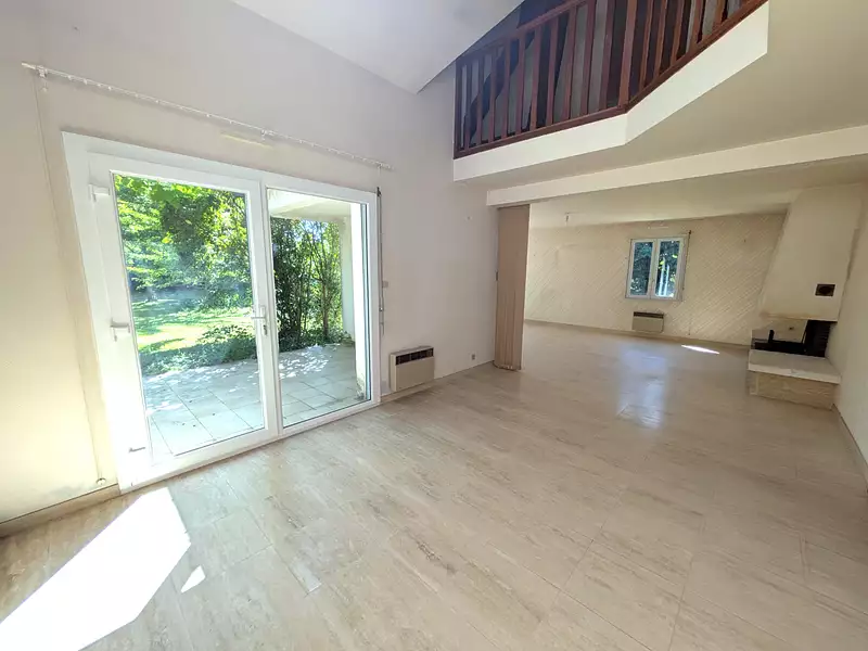 Maison, 161 m²
