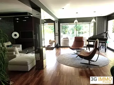 Maison, 279 m²