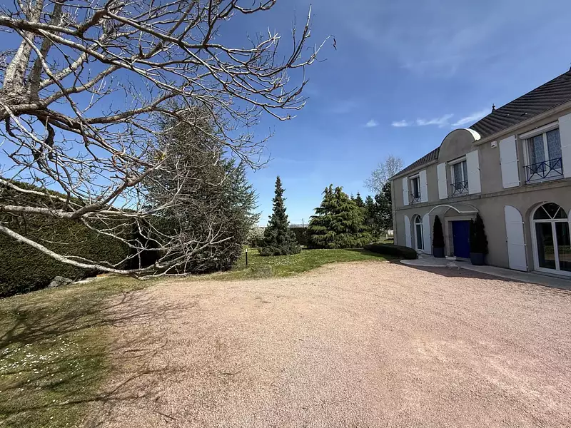 Maison, 240 m²