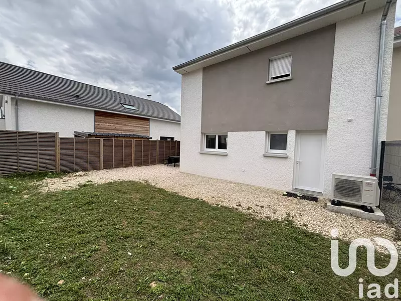 Maison, 104 m²