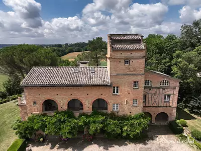 Maison, 301 m²