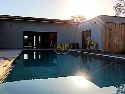 Maison, 200 m²