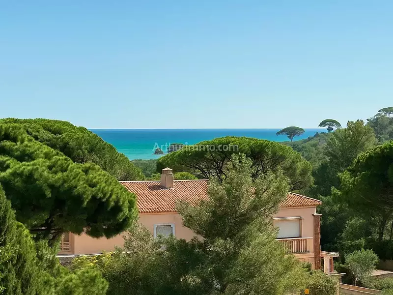 Maison, 180 m²