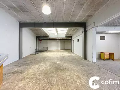 Parking, 674 m²