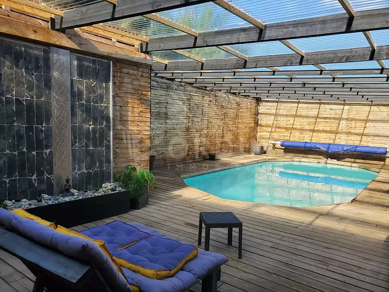 Maison, 212,7 m²
