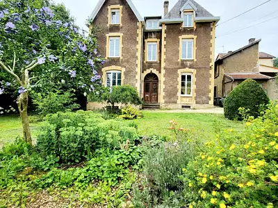 Maison, 210 m²