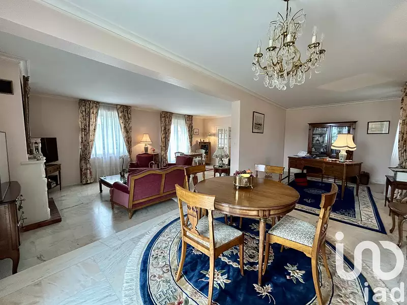 Maison, 186 m²
