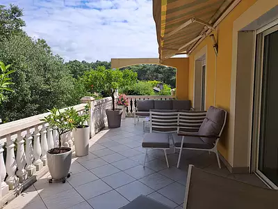 Maison, 248 m²