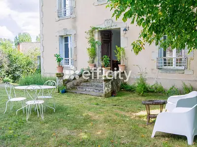 Maison, 274 m²