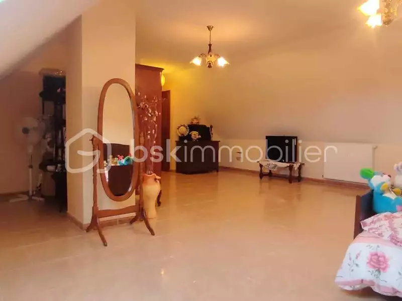 Maison, 175 m²