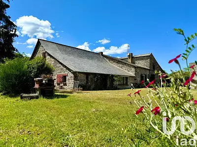 Maison, 211 m²