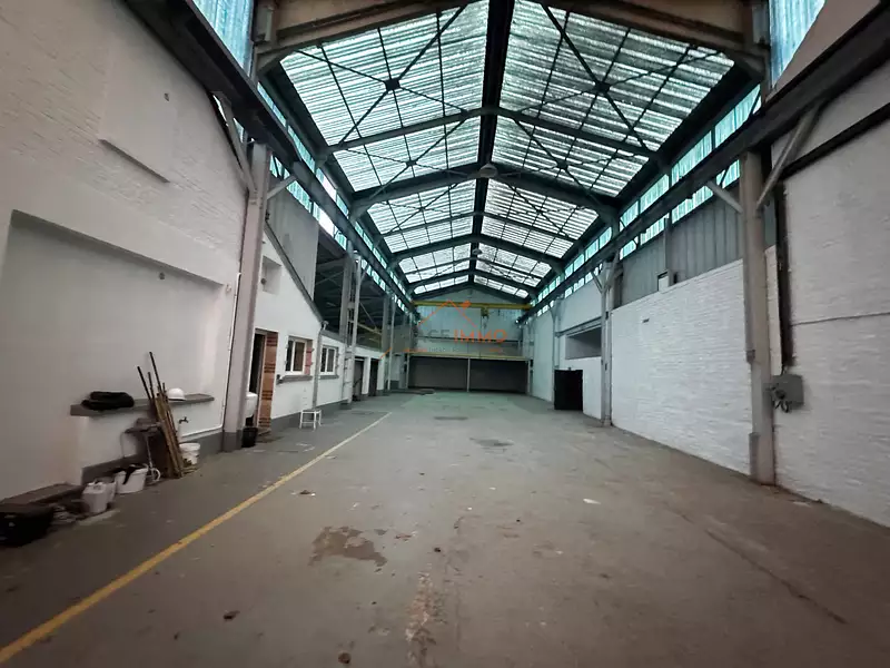 Parking, 600 m²