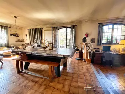 Maison, 300 m²