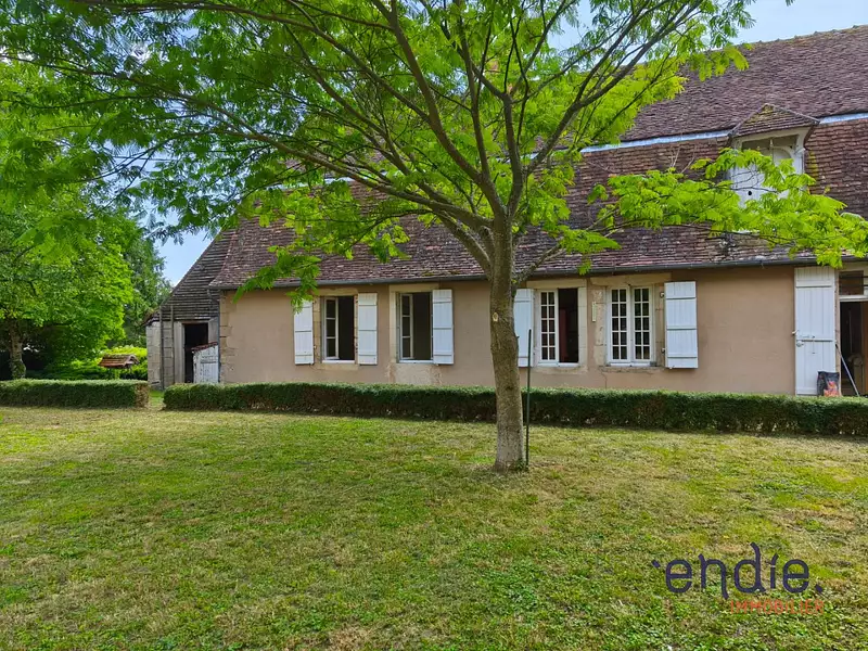 Maison, 180 m²