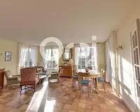 Maison, 208 m²