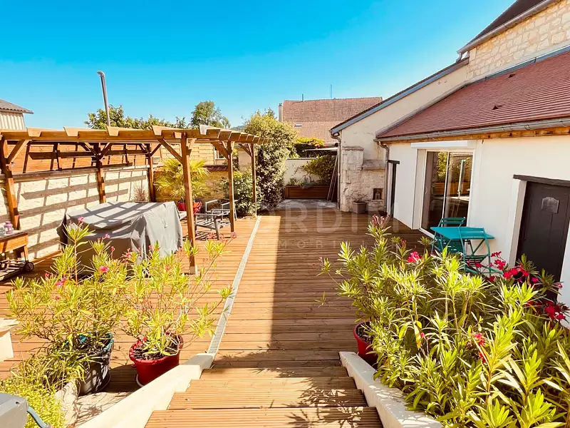 Maison, 163 m²