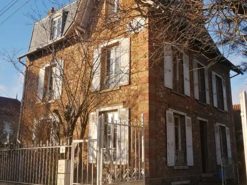 Maison, 180 m²