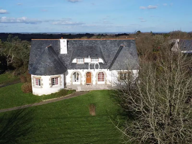 Maison, 230 m²