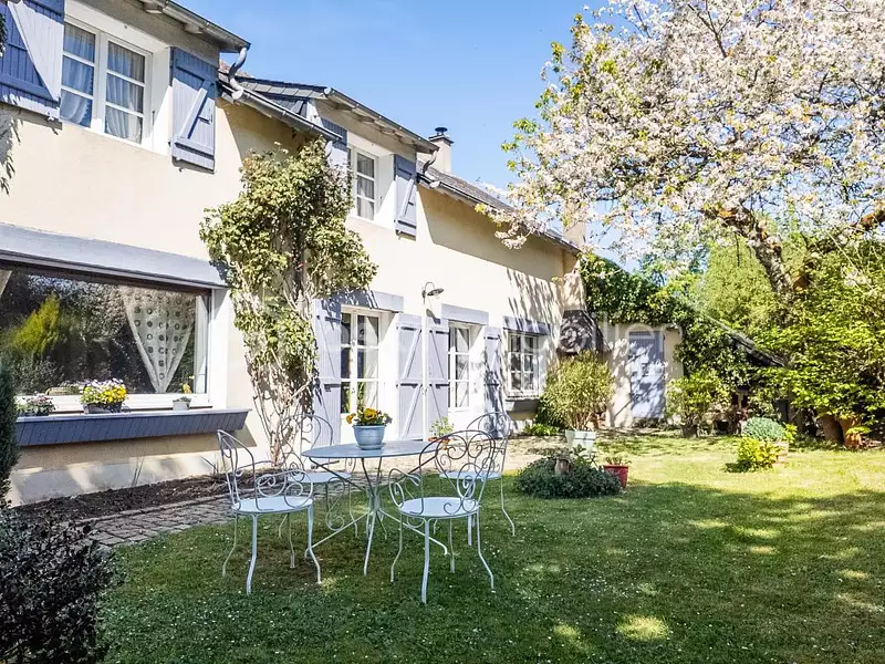 Maison, 283 m²