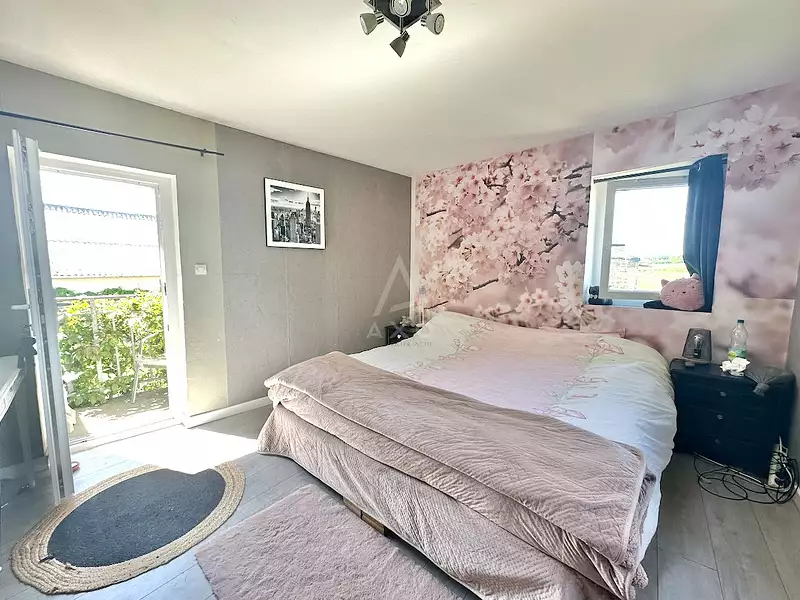 Maison, 230 m²