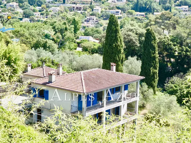 Maison, 210 m²