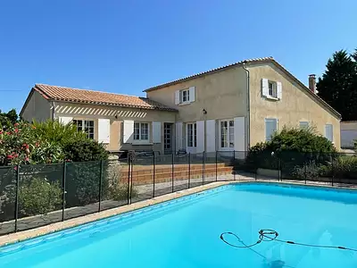 Maison, 159 m²