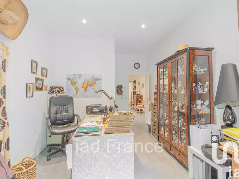 Maison, 270 m²