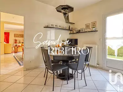 Maison, 220 m²
