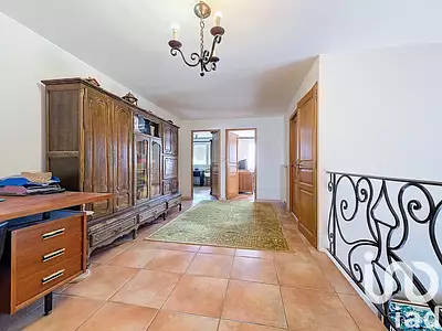 Maison, 204 m²