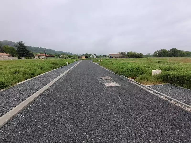 Terrain, 913 m²