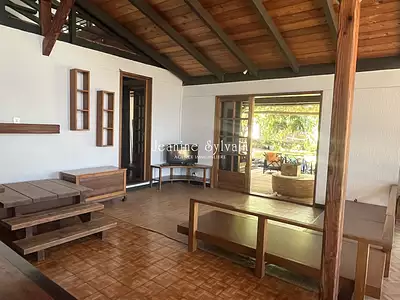 Maison, 230 m²