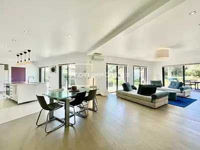 Maison, 166,84 m²