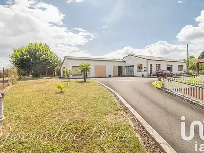Maison, 225 m²