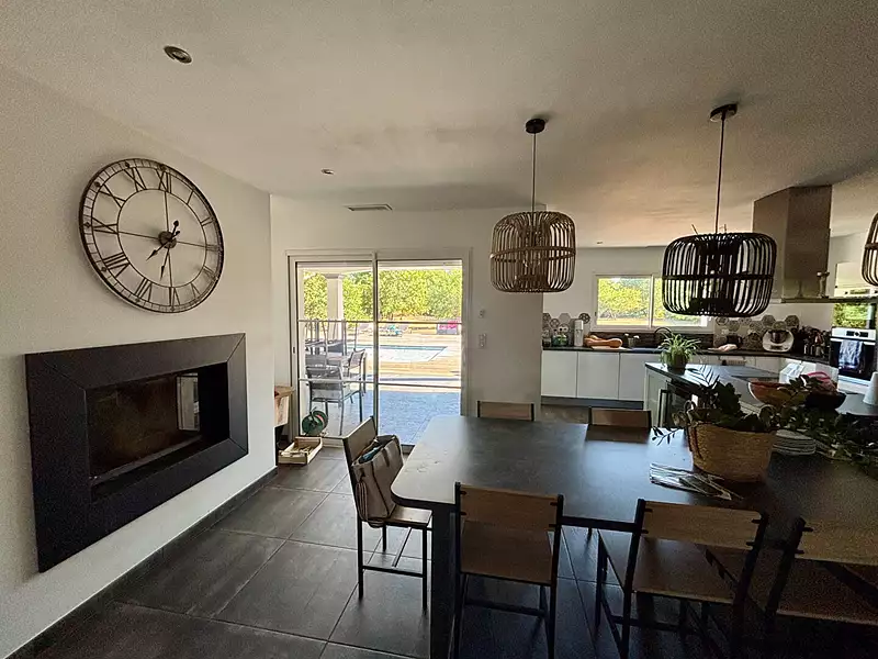 Maison, 192 m²