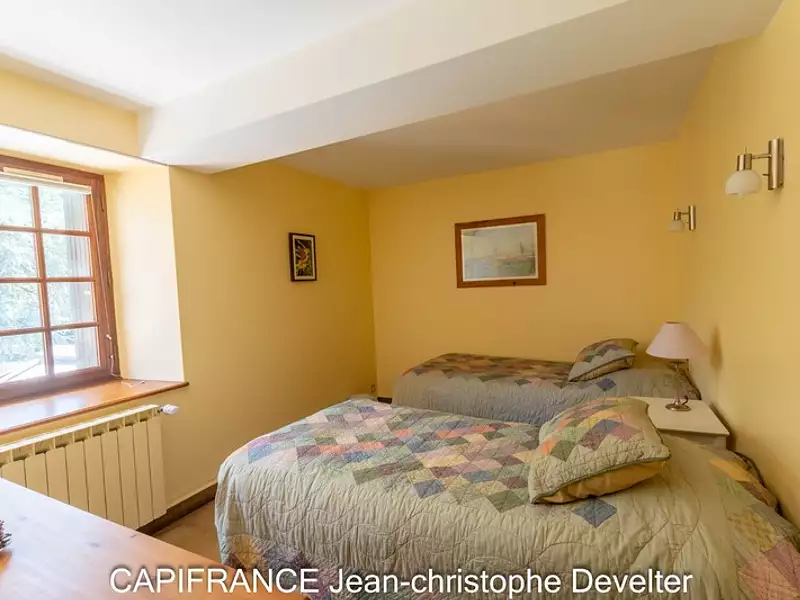 Maison, 250 m²