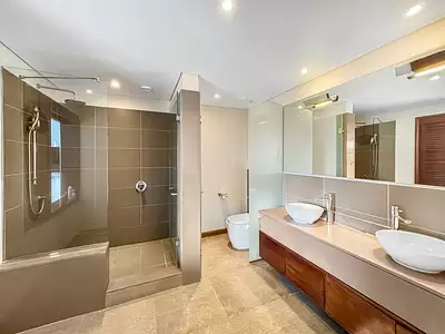 Appartement, 240 m²