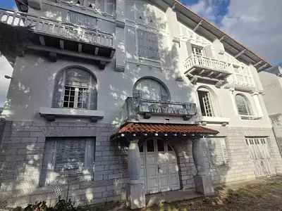 Maison, 350 m²