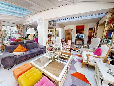 Maison, 313 m²
