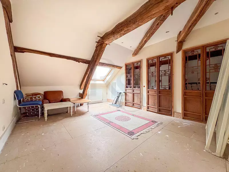 Maison, 630 m²