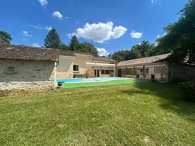 Maison, 210 m²
