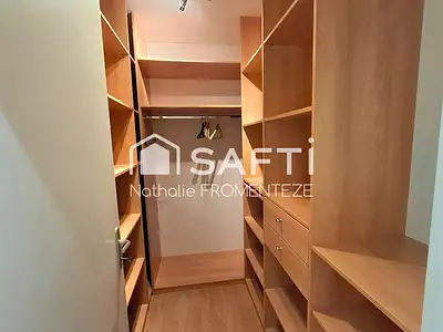 Maison, 220 m²