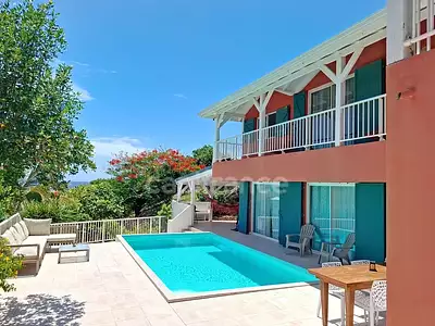 Maison, 196 m²