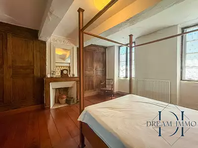 Maison, 240 m²