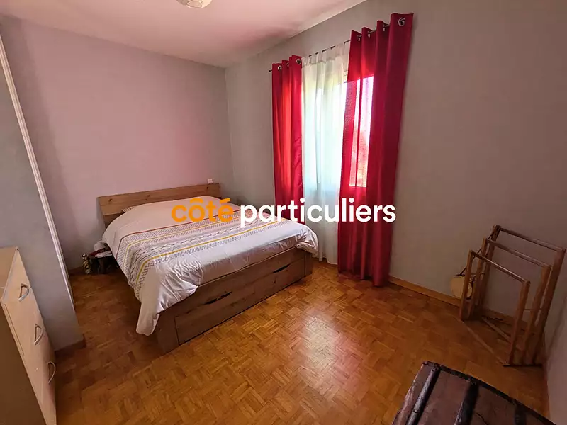 Maison, 166 m²