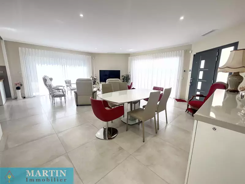 Maison, 137 m²