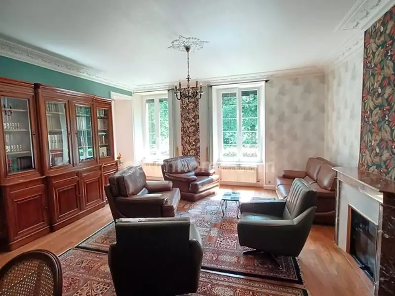 Maison, 210 m²